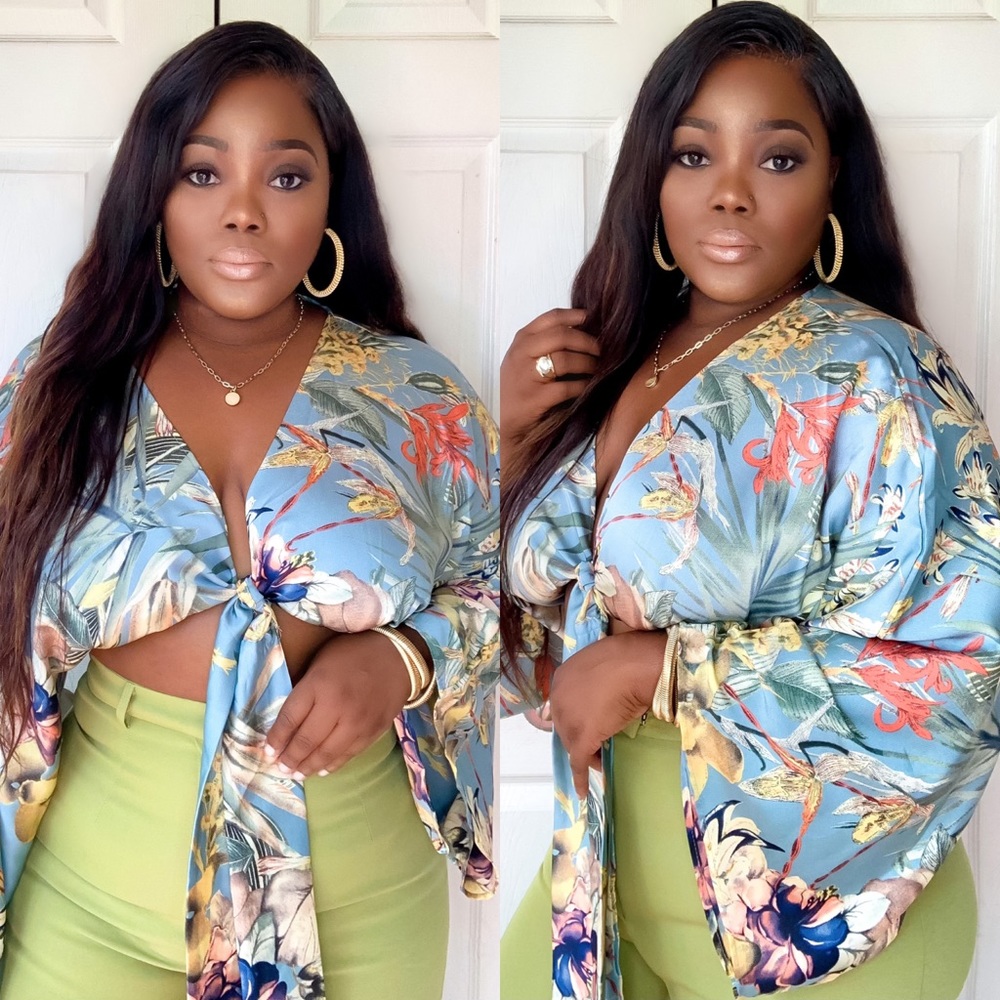 Front Print Knot Wrap Crop Top